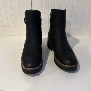 Aqua Collage Desiree Lug Waterproof Boots